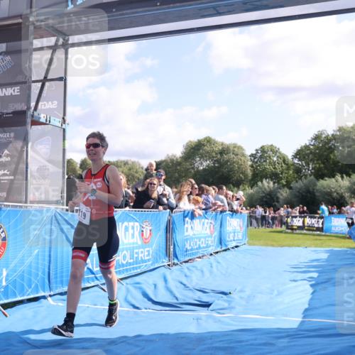 25.08.2024 - Elbe Triathlon Hamburg H.Heesch http://msf.ph/oto/6874855 25.08.2024 11:13:45 Ziel 119, 581, 583, 678 meine-sportfotos.de