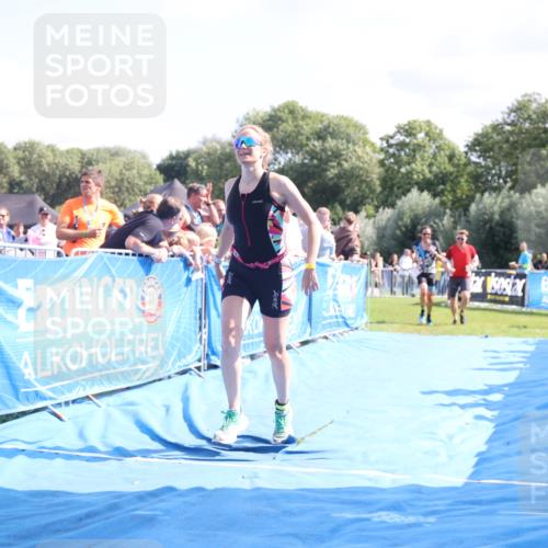 25.08.2024 - Elbe Triathlon Hamburg H.Heesch http://msf.ph/oto/6874861 25.08.2024 11:39:38 Ziel 304, 497, 507, 707, 781, 1411 meine-sportfotos.de