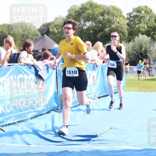 25.08.2024 - Elbe Triathlon Hamburg H.Heesch http://msf.ph/oto/6874865 25.08.2024 12:01:48 Ziel 508, 1510, 1563, 1571, 1628 meine-sportfotos.de