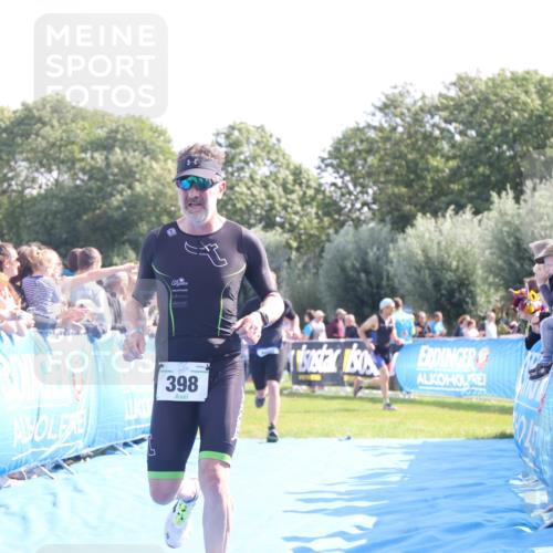 25.08.2024 - Elbe Triathlon Hamburg H.Heesch http://msf.ph/oto/6874866 25.08.2024 11:13:54 Ziel 398, 660 meine-sportfotos.de