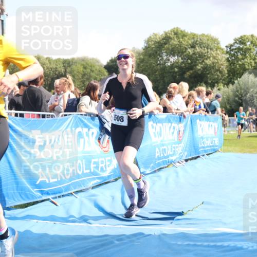 25.08.2024 - Elbe Triathlon Hamburg H.Heesch http://msf.ph/oto/6874886 25.08.2024 12:01:49 Ziel 508, 1510, 1563, 1571, 1628 meine-sportfotos.de