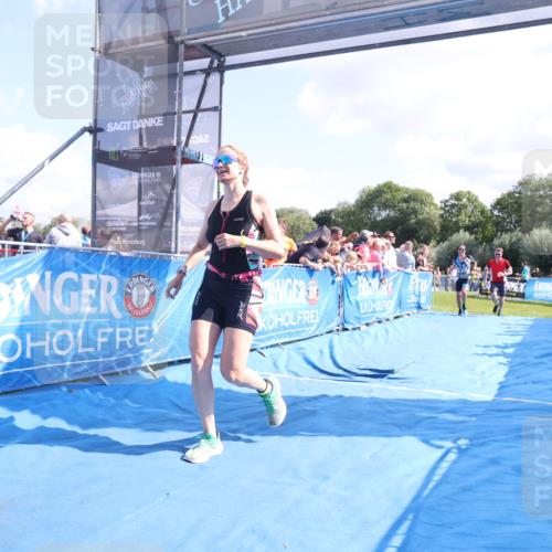 25.08.2024 - Elbe Triathlon Hamburg H.Heesch http://msf.ph/oto/6874914 25.08.2024 11:39:39 Ziel 304, 507, 707, 781, 1411 meine-sportfotos.de