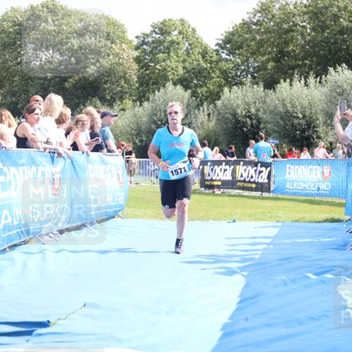 25.08.2024 - Elbe Triathlon Hamburg H.Heesch http://msf.ph/oto/6874944 25.08.2024 12:01:54 Ziel 508, 1510, 1571 meine-sportfotos.de
