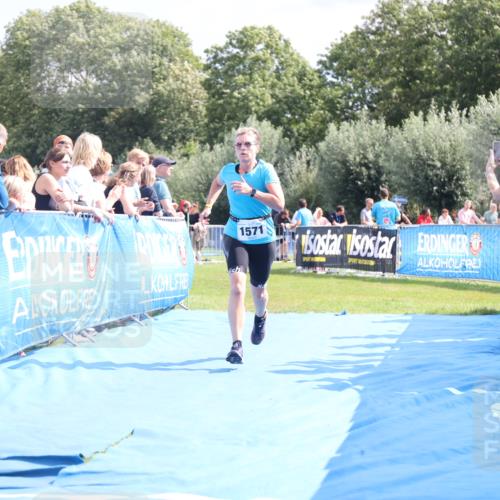 25.08.2024 - Elbe Triathlon Hamburg H.Heesch http://msf.ph/oto/6874956 25.08.2024 12:01:54 Ziel 508, 1510, 1571 meine-sportfotos.de