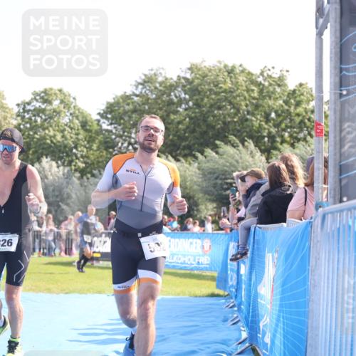 25.08.2024 - Elbe Triathlon Hamburg H.Heesch http://msf.ph/oto/6874969 25.08.2024 11:14:05 Ziel 326, 592 meine-sportfotos.de