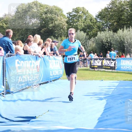 25.08.2024 - Elbe Triathlon Hamburg H.Heesch http://msf.ph/oto/6874981 25.08.2024 12:01:55 Ziel 508, 1510, 1571 meine-sportfotos.de