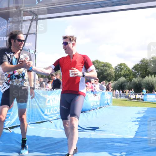 25.08.2024 - Elbe Triathlon Hamburg H.Heesch http://msf.ph/oto/6875026 25.08.2024 11:39:43 Ziel 507, 781, 1411 meine-sportfotos.de