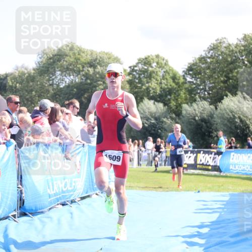25.08.2024 - Elbe Triathlon Hamburg H.Heesch http://msf.ph/oto/6875056 25.08.2024 11:39:54 Ziel 496, 642, 1609 meine-sportfotos.de