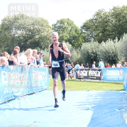 25.08.2024 - Elbe Triathlon Hamburg H.Heesch http://msf.ph/oto/6875072 25.08.2024 12:02:03 Ziel 450, 1571 meine-sportfotos.de