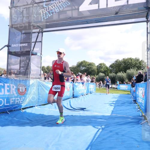25.08.2024 - Elbe Triathlon Hamburg H.Heesch http://msf.ph/oto/6875091 25.08.2024 11:39:55 Ziel 496, 642, 1609 meine-sportfotos.de