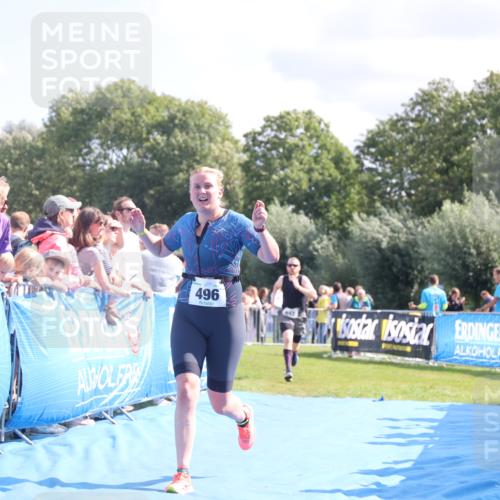 25.08.2024 - Elbe Triathlon Hamburg H.Heesch http://msf.ph/oto/6875113 25.08.2024 11:39:57 Ziel 496, 642, 1609 meine-sportfotos.de