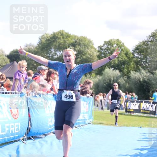 25.08.2024 - Elbe Triathlon Hamburg H.Heesch http://msf.ph/oto/6875121 25.08.2024 11:39:58 Ziel 496, 642, 1609 meine-sportfotos.de