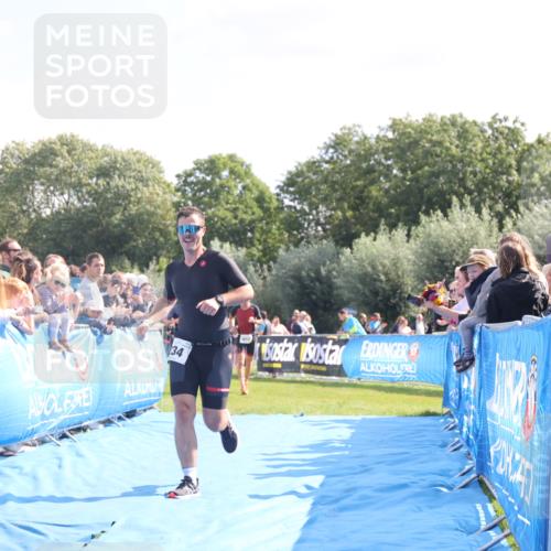 25.08.2024 - Elbe Triathlon Hamburg H.Heesch http://msf.ph/oto/6875132 25.08.2024 11:14:36 Ziel 234, 262, 410, 640, 655 meine-sportfotos.de