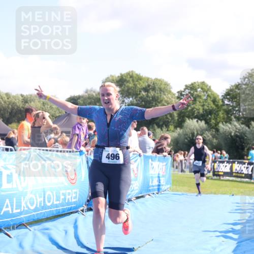 25.08.2024 - Elbe Triathlon Hamburg H.Heesch http://msf.ph/oto/6875138 25.08.2024 11:39:58 Ziel 496, 642, 1609 meine-sportfotos.de
