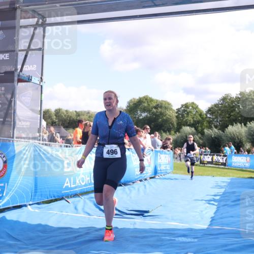 25.08.2024 - Elbe Triathlon Hamburg H.Heesch http://msf.ph/oto/6875155 25.08.2024 11:39:58 Ziel 496, 642, 1609 meine-sportfotos.de