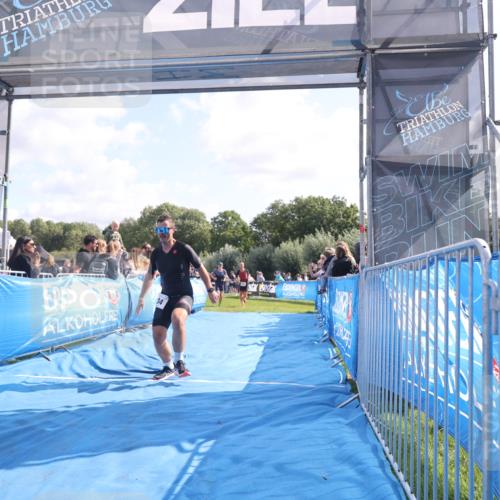 25.08.2024 - Elbe Triathlon Hamburg H.Heesch http://msf.ph/oto/6875177 25.08.2024 11:14:37 Ziel 234, 262, 410, 640, 655 meine-sportfotos.de