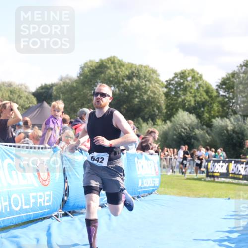 25.08.2024 - Elbe Triathlon Hamburg H.Heesch http://msf.ph/oto/6875179 25.08.2024 11:40:00 Ziel 496, 642, 1609 meine-sportfotos.de