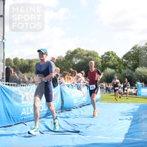 25.08.2024 - Elbe Triathlon Hamburg H.Heesch http://msf.ph/oto/6875192 25.08.2024 11:14:40 Ziel 234, 262, 410, 640, 655 meine-sportfotos.de