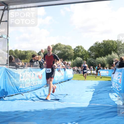 25.08.2024 - Elbe Triathlon Hamburg H.Heesch http://msf.ph/oto/6875212 25.08.2024 11:14:41 Ziel 234, 262, 410, 580, 640, 655 meine-sportfotos.de