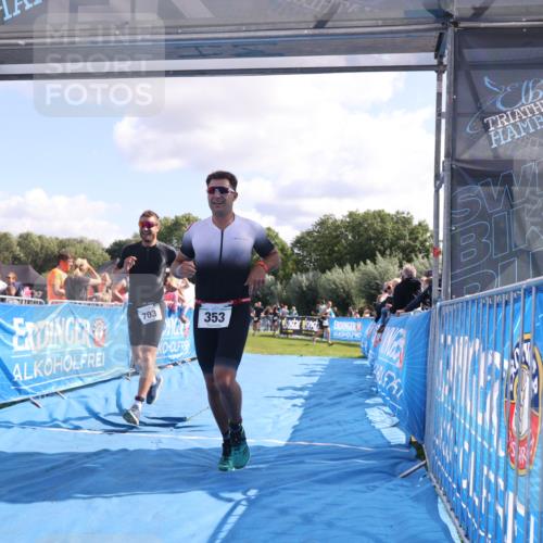 25.08.2024 - Elbe Triathlon Hamburg H.Heesch http://msf.ph/oto/6875269 25.08.2024 11:40:09 Ziel 353, 703, 794 meine-sportfotos.de