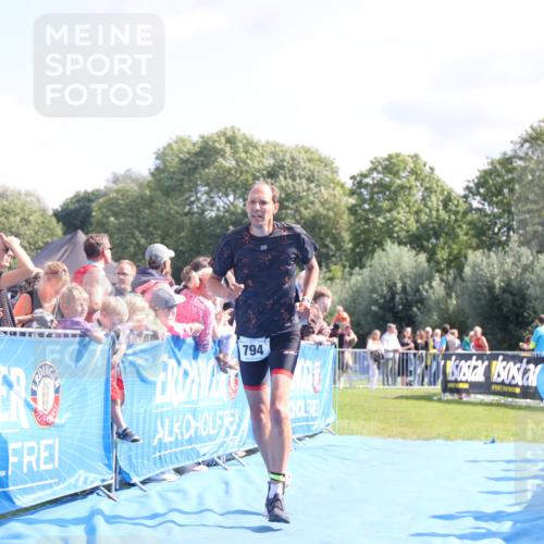 25.08.2024 - Elbe Triathlon Hamburg H.Heesch http://msf.ph/oto/6875276 25.08.2024 11:40:15 Ziel 353, 703, 794 meine-sportfotos.de