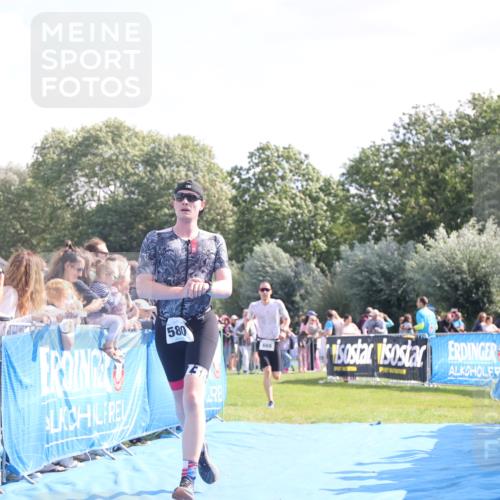 25.08.2024 - Elbe Triathlon Hamburg H.Heesch http://msf.ph/oto/6875291 25.08.2024 11:14:48 Ziel 262, 410, 580, 655, 669 meine-sportfotos.de