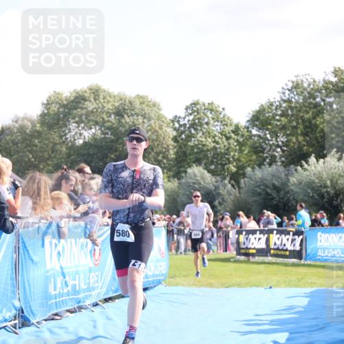 25.08.2024 - Elbe Triathlon Hamburg H.Heesch http://msf.ph/oto/6875298 25.08.2024 11:14:48 Ziel 262, 410, 580, 655, 669 meine-sportfotos.de