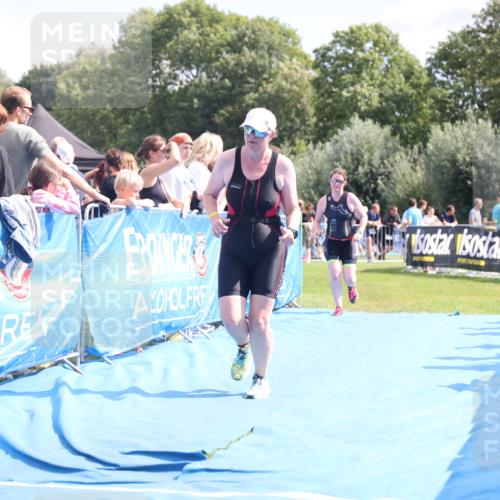 25.08.2024 - Elbe Triathlon Hamburg H.Heesch http://msf.ph/oto/6875316 25.08.2024 12:03:06 Ziel 491, 757, 1548, 1631 meine-sportfotos.de
