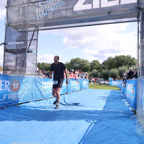 25.08.2024 - Elbe Triathlon Hamburg H.Heesch http://msf.ph/oto/6875327 25.08.2024 11:40:17 Ziel 794, 1445 meine-sportfotos.de