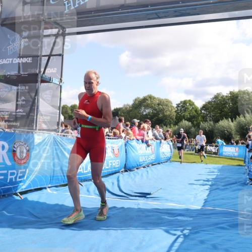25.08.2024 - Elbe Triathlon Hamburg H.Heesch http://msf.ph/oto/6875357 25.08.2024 11:40:25 Ziel 564, 1424, 1445 meine-sportfotos.de