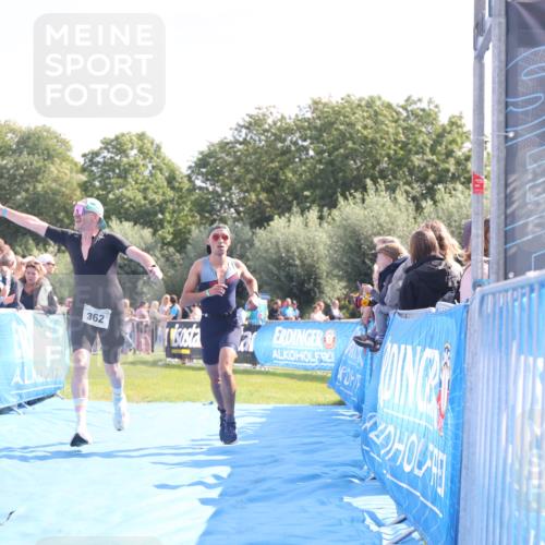 25.08.2024 - Elbe Triathlon Hamburg H.Heesch http://msf.ph/oto/6875429 25.08.2024 11:15:06 Ziel 214, 362 meine-sportfotos.de