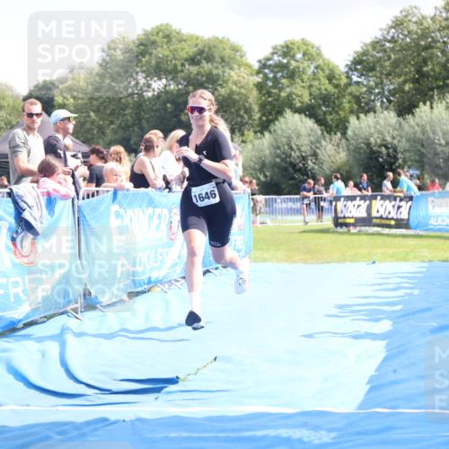 25.08.2024 - Elbe Triathlon Hamburg H.Heesch http://msf.ph/oto/6875440 25.08.2024 12:03:37 Ziel 1442, 1646 meine-sportfotos.de