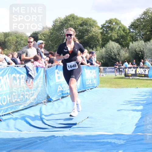 25.08.2024 - Elbe Triathlon Hamburg H.Heesch http://msf.ph/oto/6875443 25.08.2024 12:03:37 Ziel 1442, 1646 meine-sportfotos.de