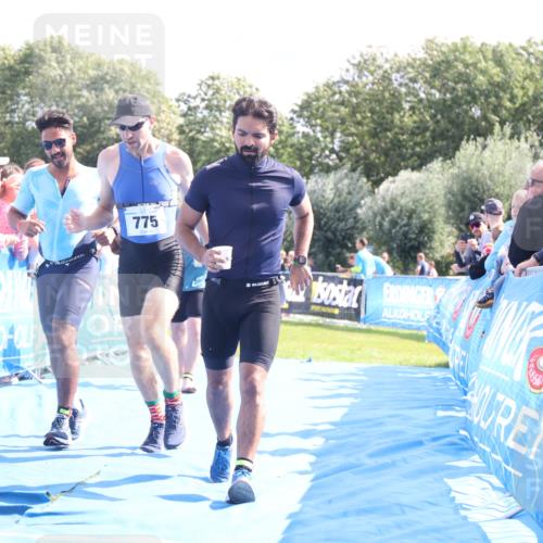 25.08.2024 - Elbe Triathlon Hamburg H.Heesch http://msf.ph/oto/6875445 25.08.2024 11:40:43 Ziel 267, 626, 677, 775 meine-sportfotos.de
