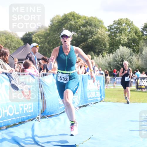 25.08.2024 - Elbe Triathlon Hamburg H.Heesch http://msf.ph/oto/6875479 25.08.2024 12:03:58 Ziel 603, 1533, 1550, 1590 meine-sportfotos.de