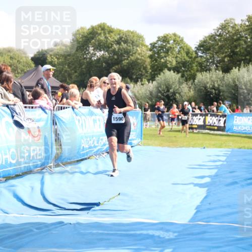 25.08.2024 - Elbe Triathlon Hamburg H.Heesch http://msf.ph/oto/6875488 25.08.2024 12:04:01 Ziel 603, 1491, 1533, 1550, 1585, 1590, 1685 meine-sportfotos.de
