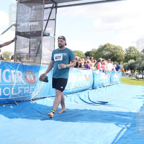 25.08.2024 - Elbe Triathlon Hamburg H.Heesch http://msf.ph/oto/6875499 25.08.2024 11:40:48 Ziel 267, 626, 677, 775 meine-sportfotos.de