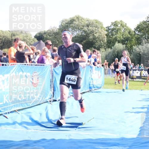 25.08.2024 - Elbe Triathlon Hamburg H.Heesch http://msf.ph/oto/6875521 25.08.2024 11:40:58 Ziel 375, 470, 1422, 1440 meine-sportfotos.de
