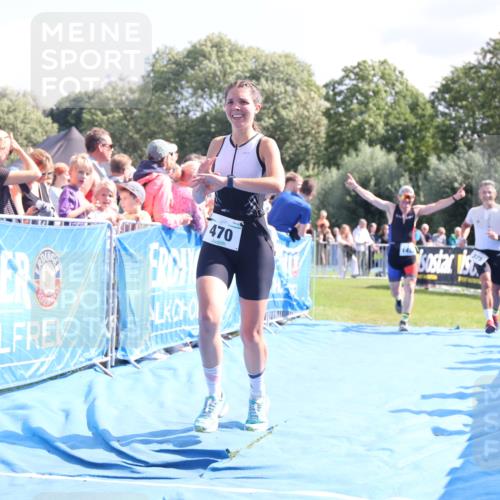25.08.2024 - Elbe Triathlon Hamburg H.Heesch http://msf.ph/oto/6875561 25.08.2024 11:41:00 Ziel 375, 470, 1422, 1440 meine-sportfotos.de
