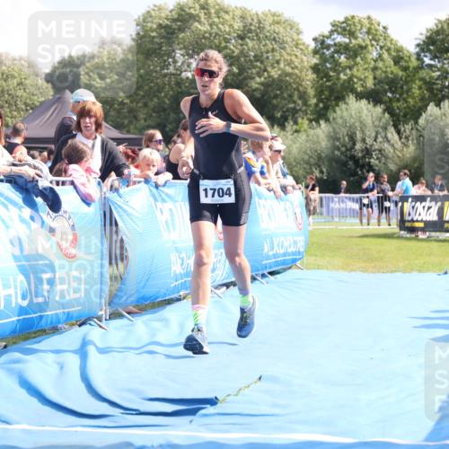 25.08.2024 - Elbe Triathlon Hamburg H.Heesch http://msf.ph/oto/6875590 25.08.2024 12:04:44 Ziel 495, 1704 meine-sportfotos.de