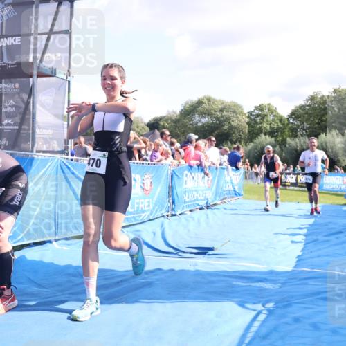 25.08.2024 - Elbe Triathlon Hamburg H.Heesch http://msf.ph/oto/6875611 25.08.2024 11:41:01 Ziel 375, 470, 1422, 1440 meine-sportfotos.de