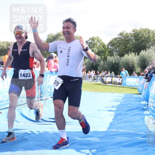25.08.2024 - Elbe Triathlon Hamburg H.Heesch http://msf.ph/oto/6875642 25.08.2024 11:41:03 Ziel 375, 470, 1422, 1440 meine-sportfotos.de