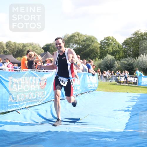 25.08.2024 - Elbe Triathlon Hamburg H.Heesch http://msf.ph/oto/6875673 25.08.2024 11:41:19 Ziel 755 meine-sportfotos.de