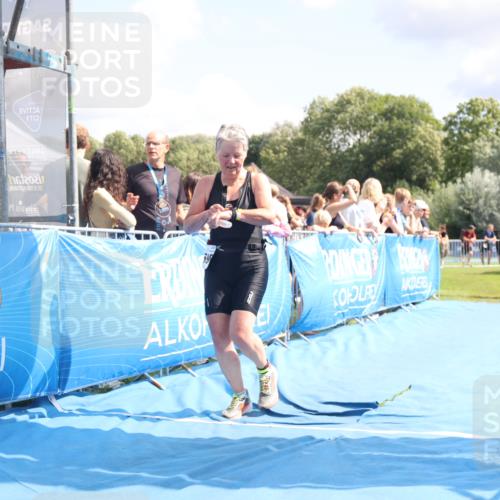 25.08.2024 - Elbe Triathlon Hamburg H.Heesch http://msf.ph/oto/6875684 25.08.2024 12:05:20 Ziel 361, 1596 meine-sportfotos.de