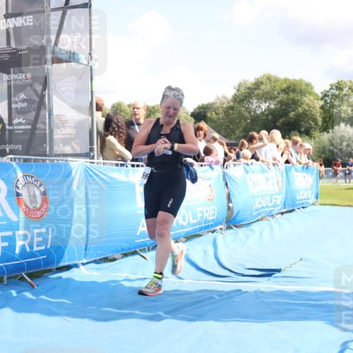 25.08.2024 - Elbe Triathlon Hamburg H.Heesch http://msf.ph/oto/6875696 25.08.2024 12:05:20 Ziel 361, 1596 meine-sportfotos.de