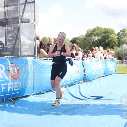 25.08.2024 - Elbe Triathlon Hamburg H.Heesch http://msf.ph/oto/6875699 25.08.2024 12:05:20 Ziel 361, 1596 meine-sportfotos.de