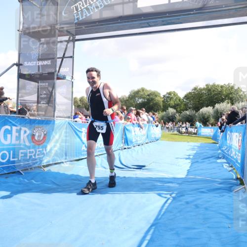 25.08.2024 - Elbe Triathlon Hamburg H.Heesch http://msf.ph/oto/6875703 25.08.2024 11:41:20 Ziel 755 meine-sportfotos.de