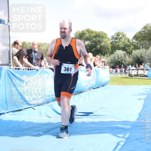 25.08.2024 - Elbe Triathlon Hamburg H.Heesch http://msf.ph/oto/6875734 25.08.2024 12:05:25 Ziel 361, 1596, 1603 meine-sportfotos.de
