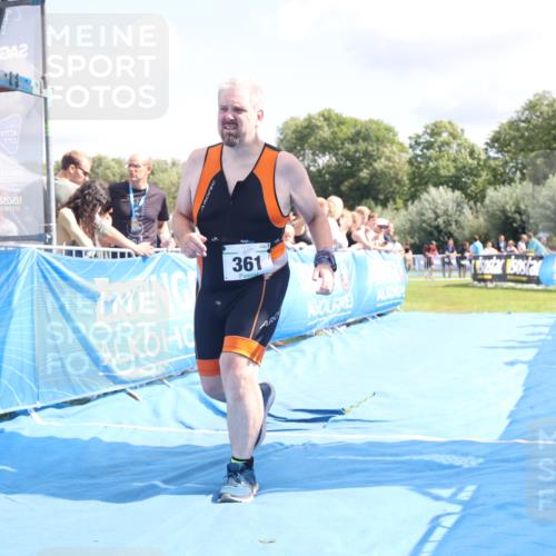 25.08.2024 - Elbe Triathlon Hamburg H.Heesch http://msf.ph/oto/6875737 25.08.2024 12:05:25 Ziel 361, 1596, 1603 meine-sportfotos.de