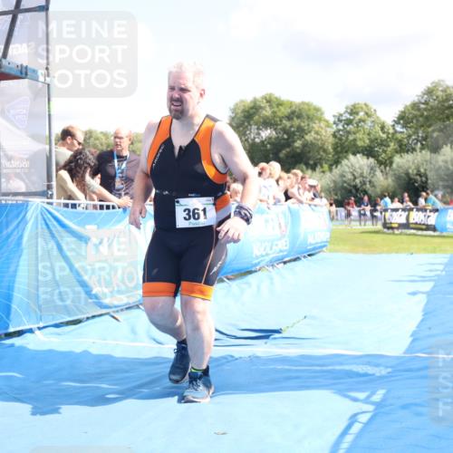 25.08.2024 - Elbe Triathlon Hamburg H.Heesch http://msf.ph/oto/6875743 25.08.2024 12:05:25 Ziel 361, 1596, 1603 meine-sportfotos.de